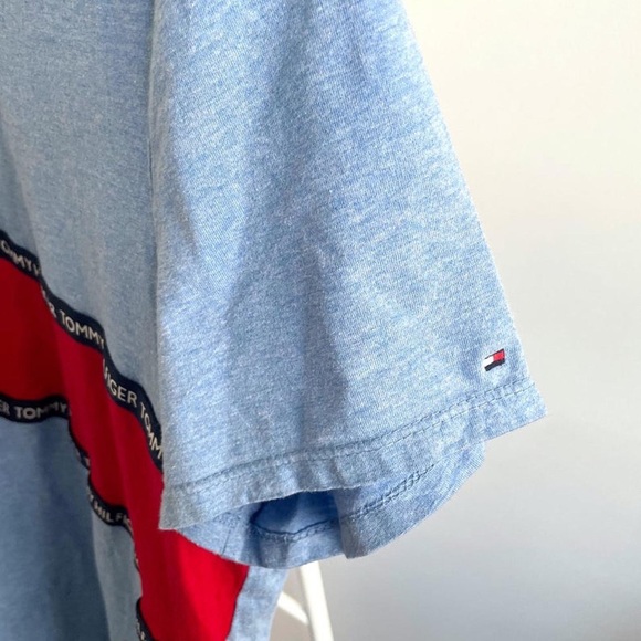 Tommy Hilfiger Vintage Tee - Picture 3 of 4